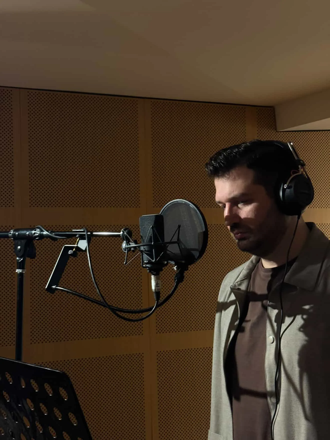 Ηχογράφηση του Δημήτρη Δαμιανίδη στο studio