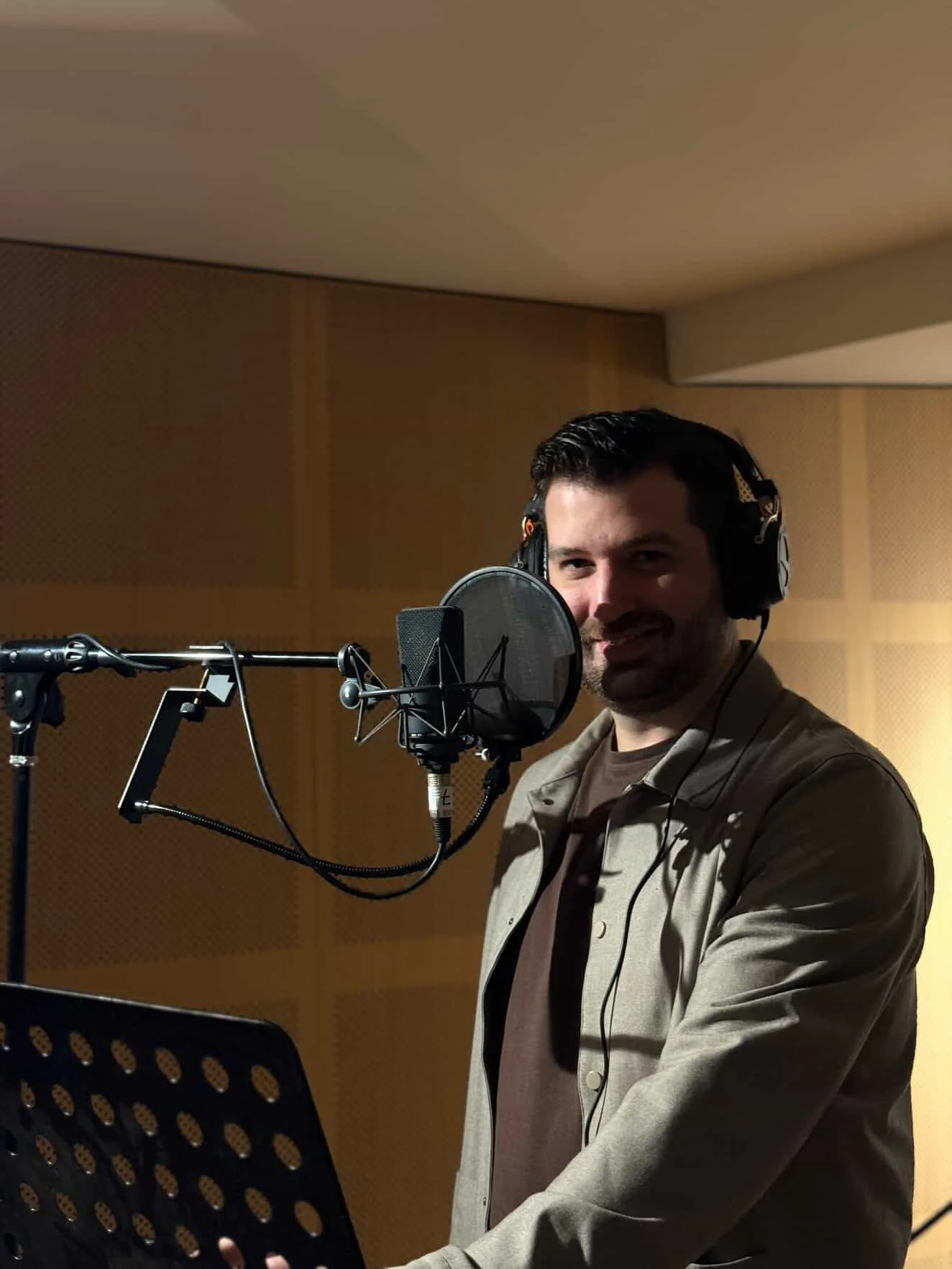 Ο Δημήτρης Δαμιανίδης στο studio